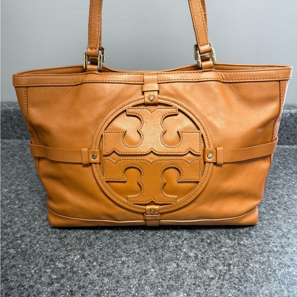 Tory Burch Holly East/West Brown Leather Shoulder Tote Bag $495 Retail SKU 64351